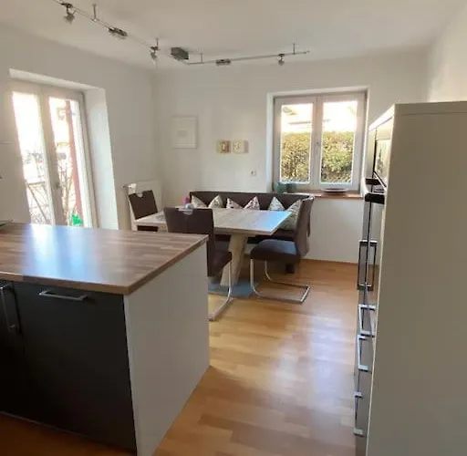 דירה Grosszuegige Mit Terrasse Und Garten *